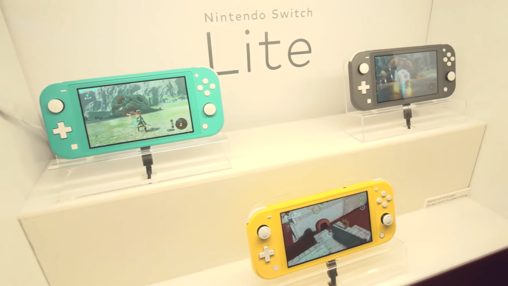 Nintendo Switch Lite Shop Display