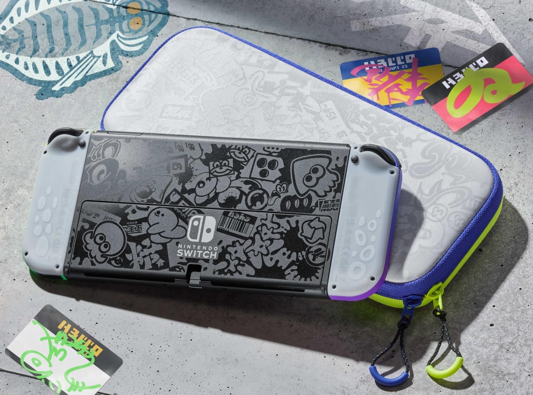 Nintendo Switch Carrying Case & Screen Protector – Splatoon 3 Limited Edition Cover View