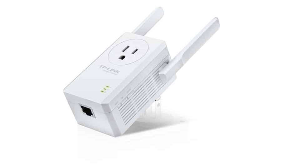 TP-LINK TL-WA860RE Angled Front View
