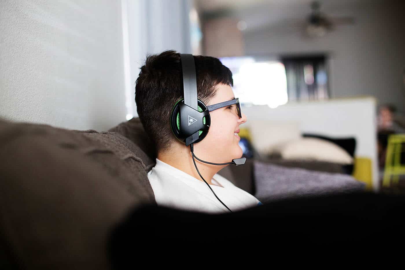 Turtle Beach Recon Chat Black & Green Lifestyle Image