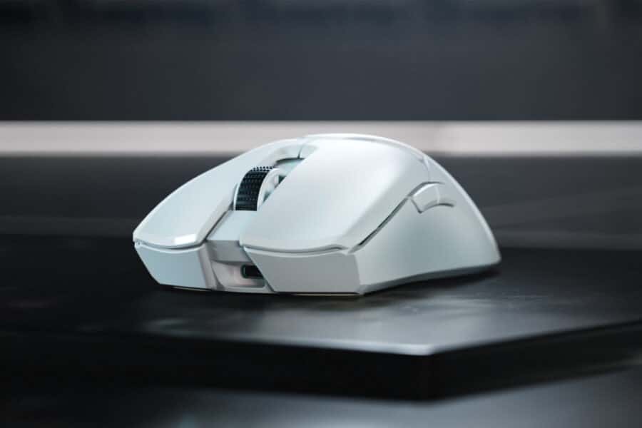 Razer - Viper V2 Pro Gaming Mouse - White Front View